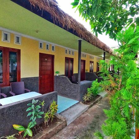 Mango Homestay Секотонг Экстерьер фото