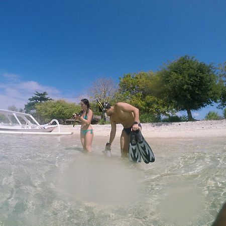 Mango Homestay Секотонг Экстерьер фото