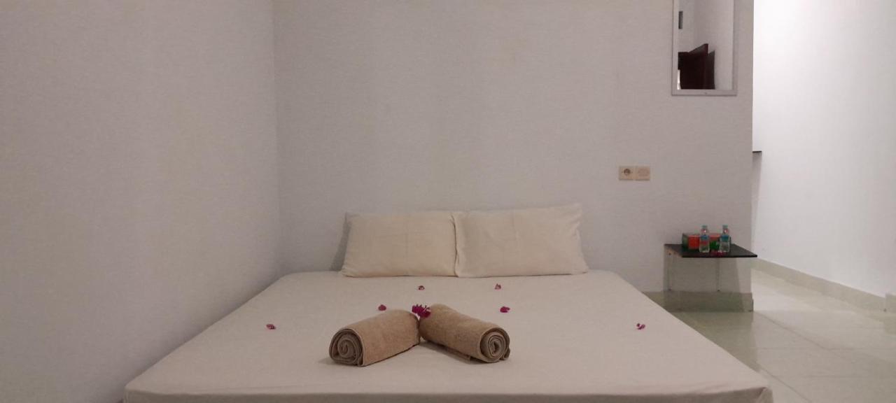 Mango Homestay Секотонг Экстерьер фото